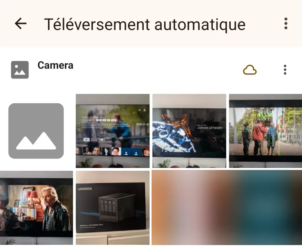 Réglage « Téléversement automatique » de l’appli Nextcloud : le dossier Camera du téléphone est envoyé vers le NAS